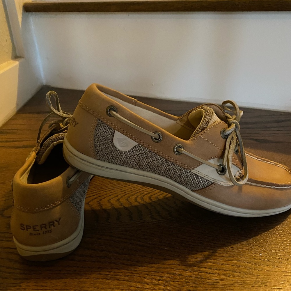 Tan Sperry’s Size 7.